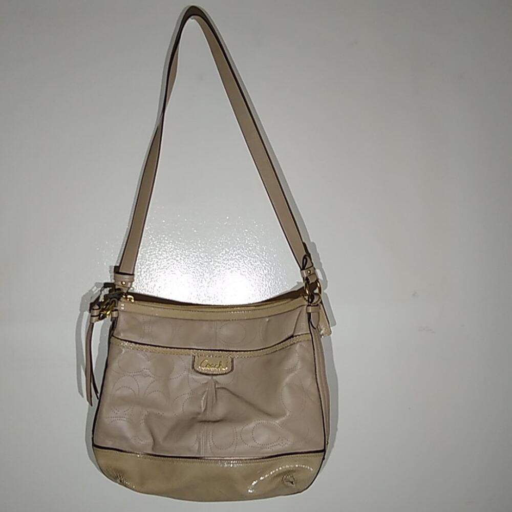 Vintage Coach Leather Signature Perforated Park Elevated D Purse